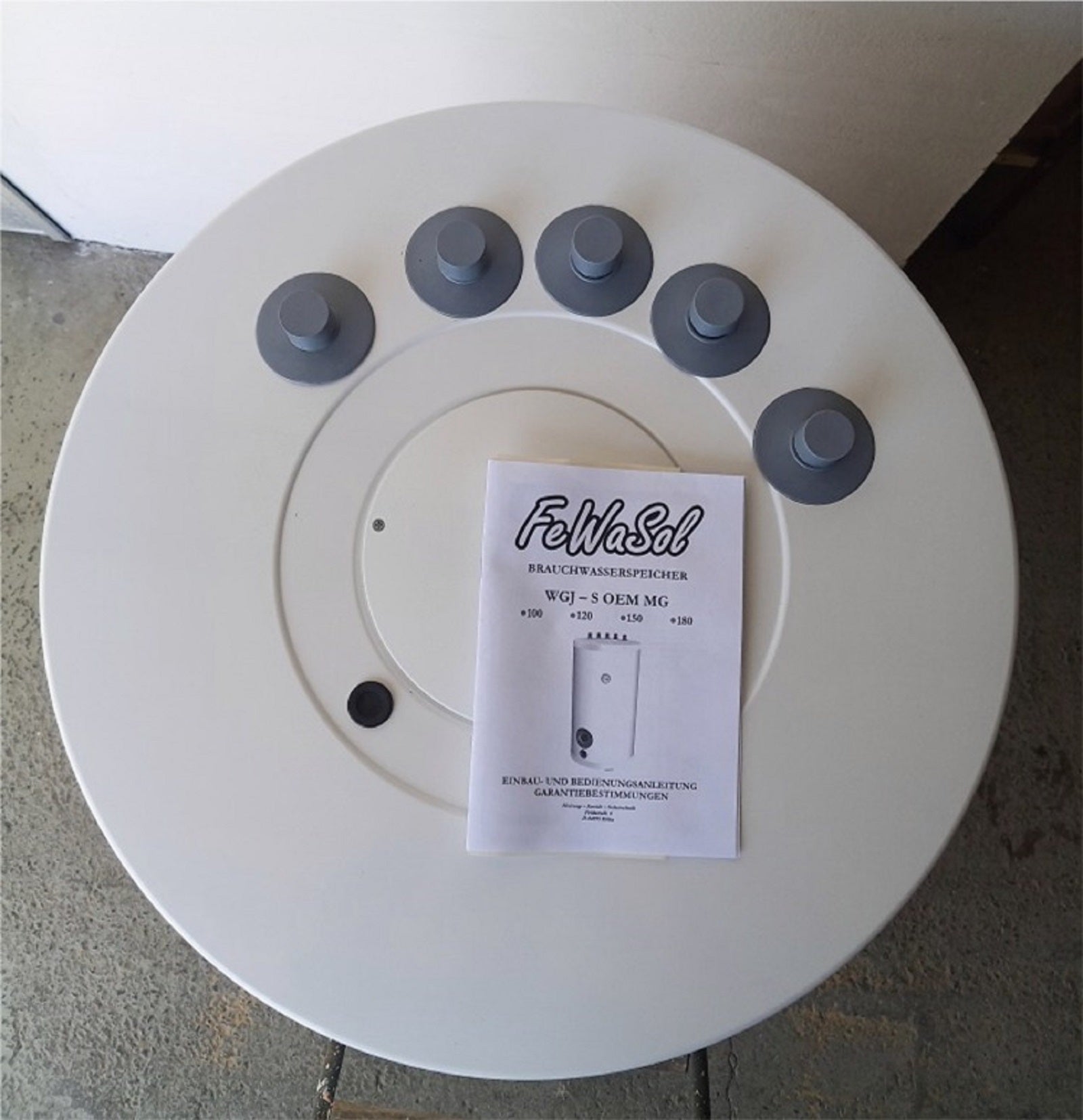 Brauchwasserspeicher Warmwasserspeicher Unterstellspeicher Emailliert  180 Liter
